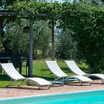 Tenuta Di Campagna Con Piscina Immersa Nel Montecastrilli