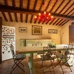 ヴィラ Tenuta Di Campagna Con Piscina Immersa Nel Montecastrilli