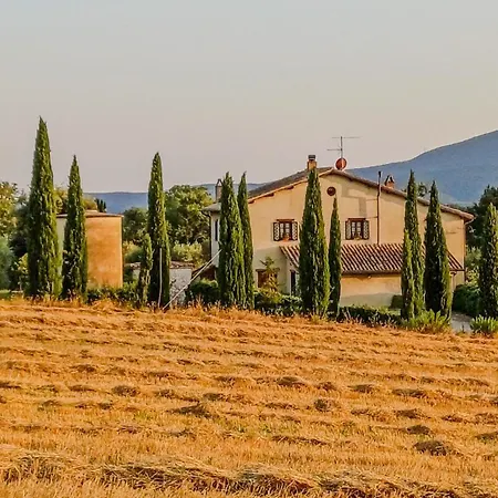 Casale Farnia * Montecastrilli