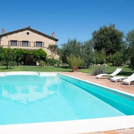 Tenuta Di Campagna Con Piscina Immersa Nel Villa