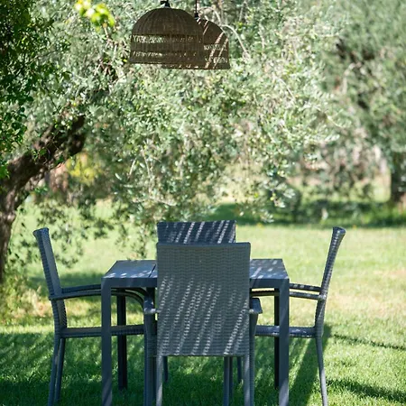 ヴィラ Casale Farnia Montecastrilli