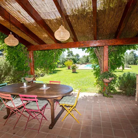 Tenuta Di Campagna Con Piscina Immersa Nel