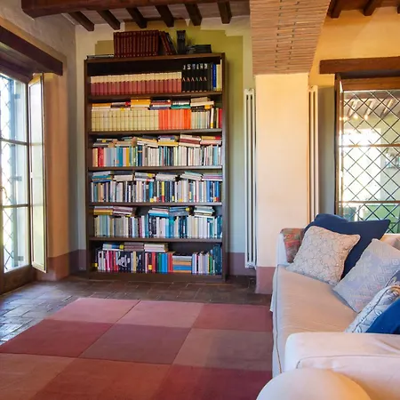 Tenuta Di Campagna Con Piscina Immersa Nel Villa